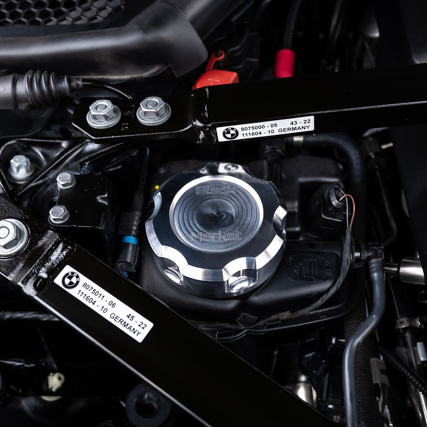 Black Market Race B58 / S58 Coolant Reservoir Cap Set